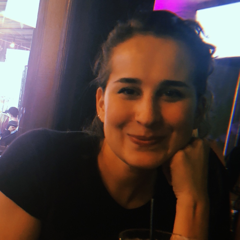 Meet your Posher, Alexandra
